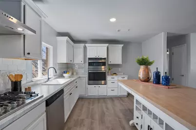 801 E Johnson Street, Burnet, TX 78611 - Photo 9