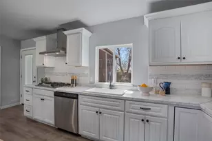 801 E Johnson St, Burnet, TX 78611 - Photo 7