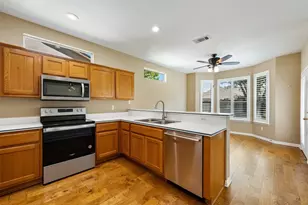 118 Purple Sage Dr, Georgetown, TX 78633 - Photo 17