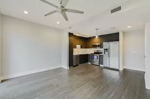 604 N Bluff Dr, Austin, TX 78745 - Photo 11