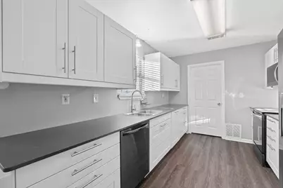 1255 Lovers Lane, Bastrop, TX 78602 - Photo 15