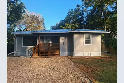 202 Jones Street, Smithville, TX 78957 - Photo 1