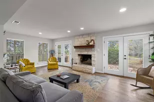 836 Cottletown Rd, Smithville, TX 78957 - Photo 11