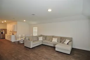 233 James River Dr, Hutto, TX 78634 - Photo 13