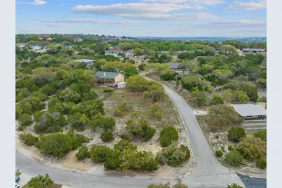 21512 Perry Cove, Lago Vista, TX 78645 - Photo 9