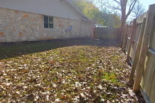 10302 Stubble Quail Cir, Austin, TX 78758 - Photo 23