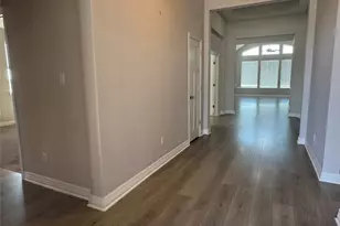 812 Karst Cv, Georgetown, TX 78628 - Photo 5