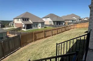 812 Karst Cv, Georgetown, TX 78628 - Photo 37