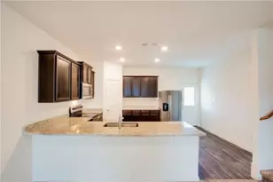 1004 Riverdale Cove, Jarrell, TX 76537 - Photo 15