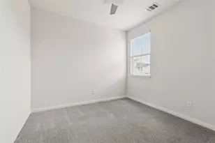 1200 S 10th St, Pflugerville, TX 78660 - Photo 7