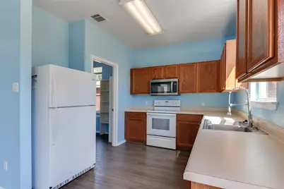 1004 W South Street, Leander, TX 78641 - Photo 11