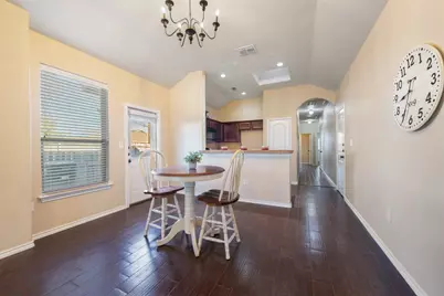 101 Creekside Villa Drive, Kyle, TX 78640 - Photo 5