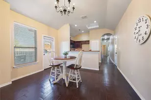 101 Creekside Villa Dr, Kyle, TX 78640 - Photo 5