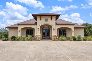 105 Applewood Dr, Cedar Creek, TX 78612 - Photo 1