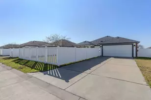 800 Bryce Canyon, Pflugerville, TX 78660 - Photo 27