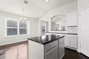 800 Bryce Canyon, Pflugerville, TX 78660 - Photo 11