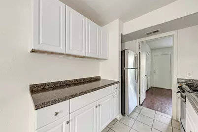 1010 W 23rd Street #5, Austin, TX 78705 - Photo 7