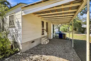 1402 Hillside Ave, Austin, TX 78704 - Photo 11