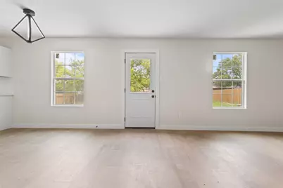 8528 Cornwall Drive, Austin, TX 78748 - Photo 13