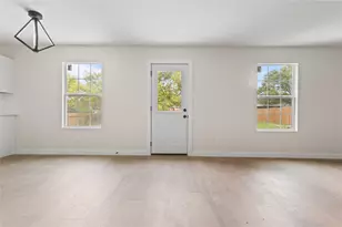 8528 Cornwall Dr, Austin, TX 78748 - Photo 13