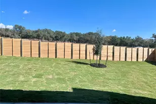 2001 Sundown Trl, Georgetown, TX 78628 - Photo 15