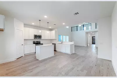 117 Cougar Hill Drive, Jarrell, TX 76537 - Photo 9