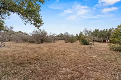 415 E Bartlett Drive, Buda, TX 78610 - Photo 15