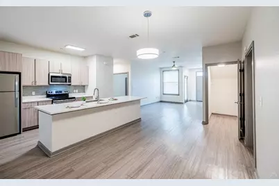 8515 S Interstate 35 Road #11102, Austin, TX 78744 - Photo 5