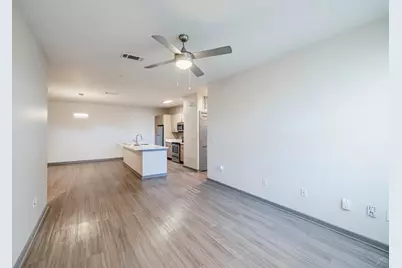 8515 S Interstate 35 Road #11102, Austin, TX 78744 - Photo 13