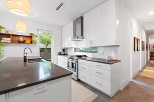 900 Karen Ave, Austin, TX 78757 - Photo 9
