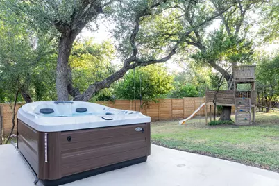 9404 Springwood Drive, Austin, TX 78750 - Photo 33