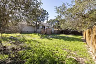 85 Ridgewood Cir, Wimberley, TX 78676 - Photo 13