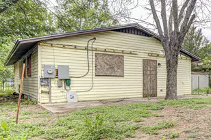 6006 Palm Cir, Austin, TX 78741 - Photo 19