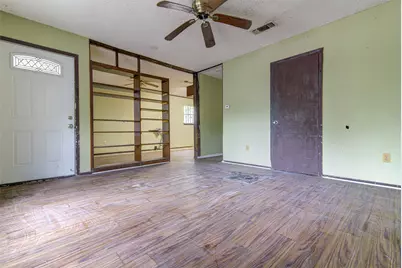 6006 Palm Circle, Austin, TX 78741 - Photo 9