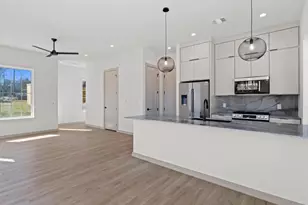 1736 Bunche Rd, Austin, TX 78721 - Photo 3