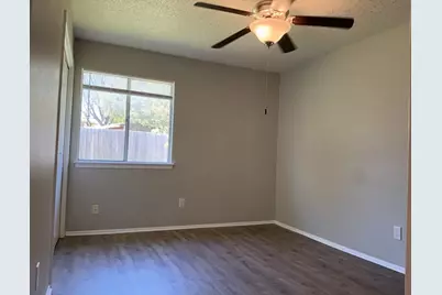 608 Greenlawn Boulevard, Round Rock, TX 78664 - Photo 15