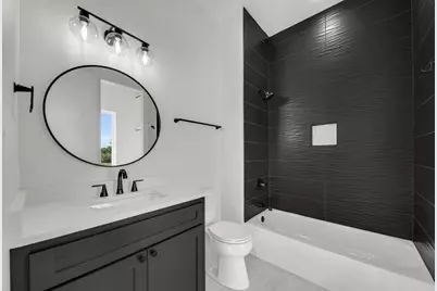 101 Silver Way W, Horseshoe Bay, TX 78657 - Photo 23