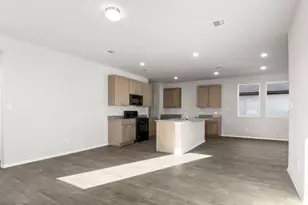 193 Lavender Ln, Elgin, TX 78621 - Photo 15