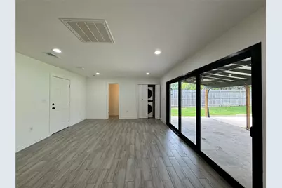 2500 Harrowden Drive, Austin, TX 78727 - Photo 9