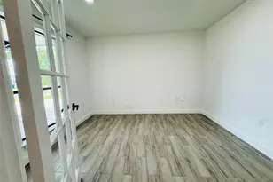 2500 Harrowden Dr, Austin, TX 78727 - Photo 13