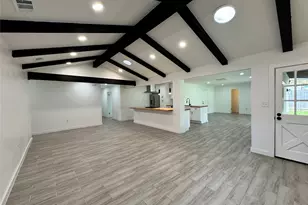 2500 Harrowden Dr, Austin, TX 78727 - Photo 7