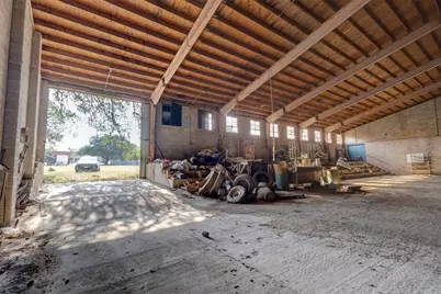 211 Loop 308, Briggs, TX 78608 - Photo 9