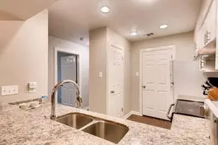 5313 Indio Dr, Austin, TX 78745 - Photo 7