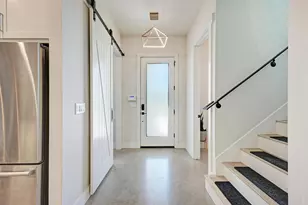 918 Cardinal Ln, Austin, TX 78704 - Photo 15