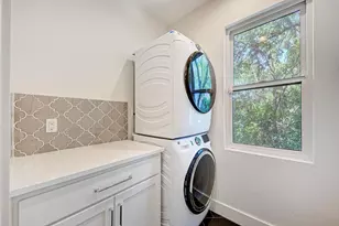 918 Cardinal Ln, Austin, TX 78704 - Photo 25