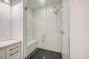 918 Cardinal Ln, Austin, TX 78704 - Photo 21