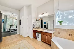 7112 Via Correto Dr, Austin, TX 78749 - Photo 13