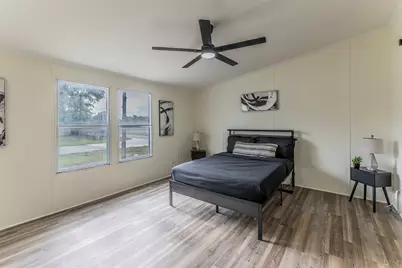 1901 Pecan Street, San Marcos, TX 78666 - Photo 11