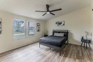 1901 Pecan St, San Marcos, TX 78666 - Photo 11