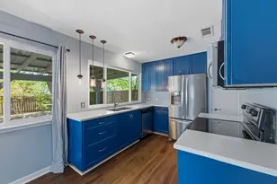 313 Blackberry Dr, Austin, TX 78745 - Photo 7